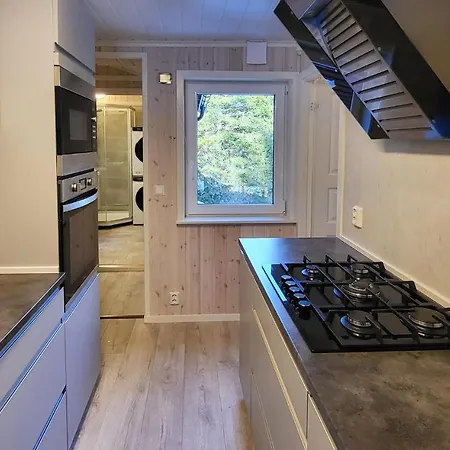 Stunning In With Kitchen Rade